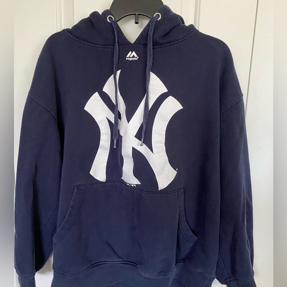 Majestic Vintage NY Yankees Hoodie